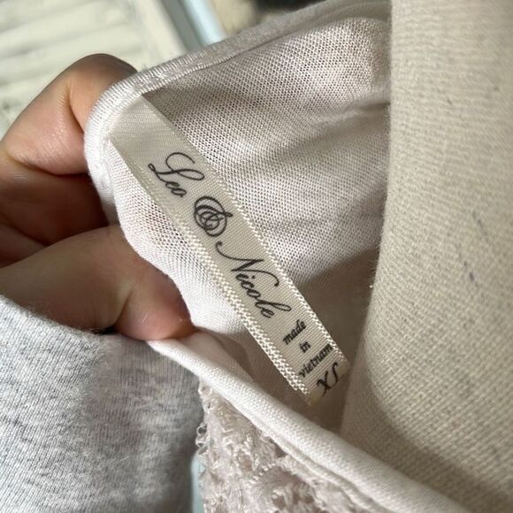 Leo & Nicole Women's Blouse Short Sleeve Lace Top White Size Extra Large - Picture 7 of 10